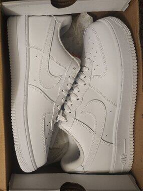 AIR FORCE 1 SIZE 11 BRAND NEW NEVER WORN SAME DAY SHIPPING